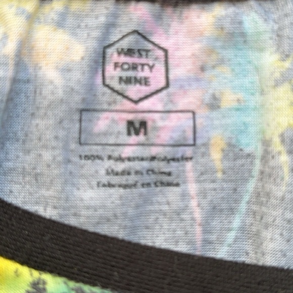 West 49 size medium black tee neon palm tree print bold trendy electric bright - Picture 5 of 6